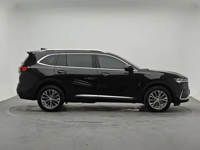 Buick Envision Plus — фото 4