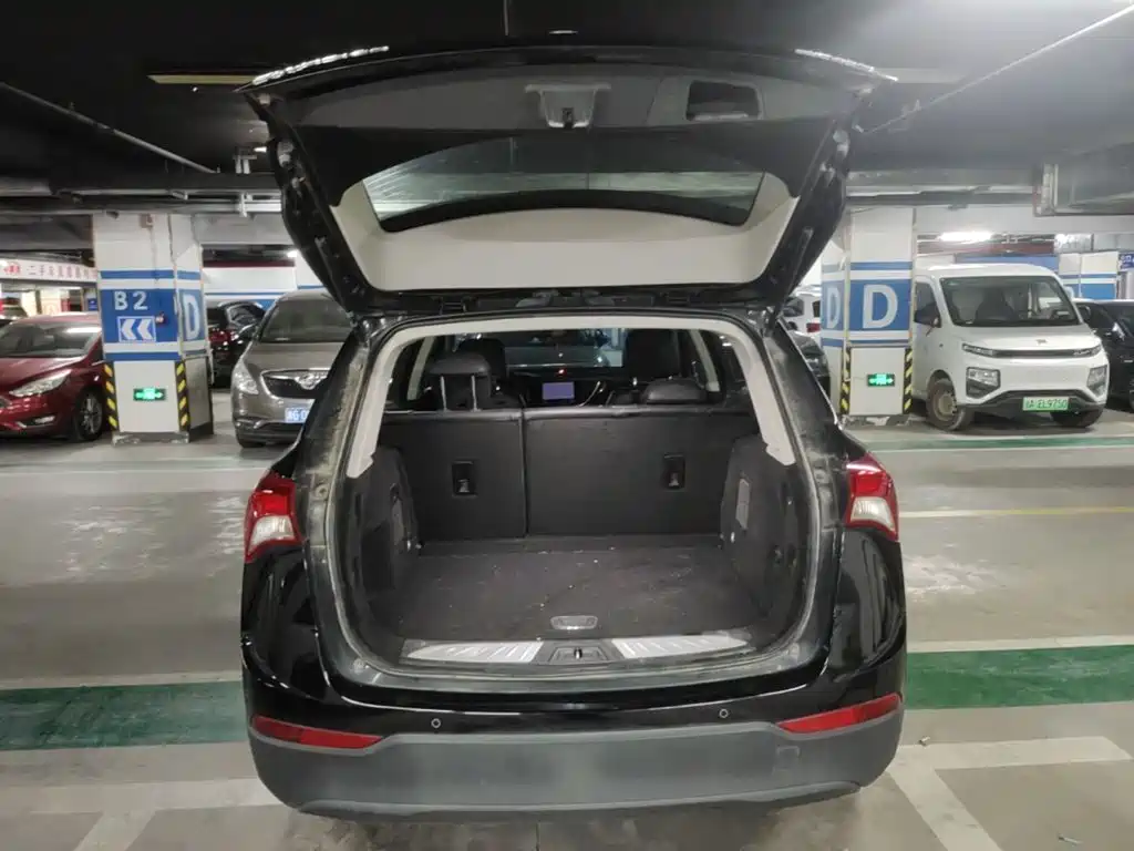 Buick Envision Plus — фото 15