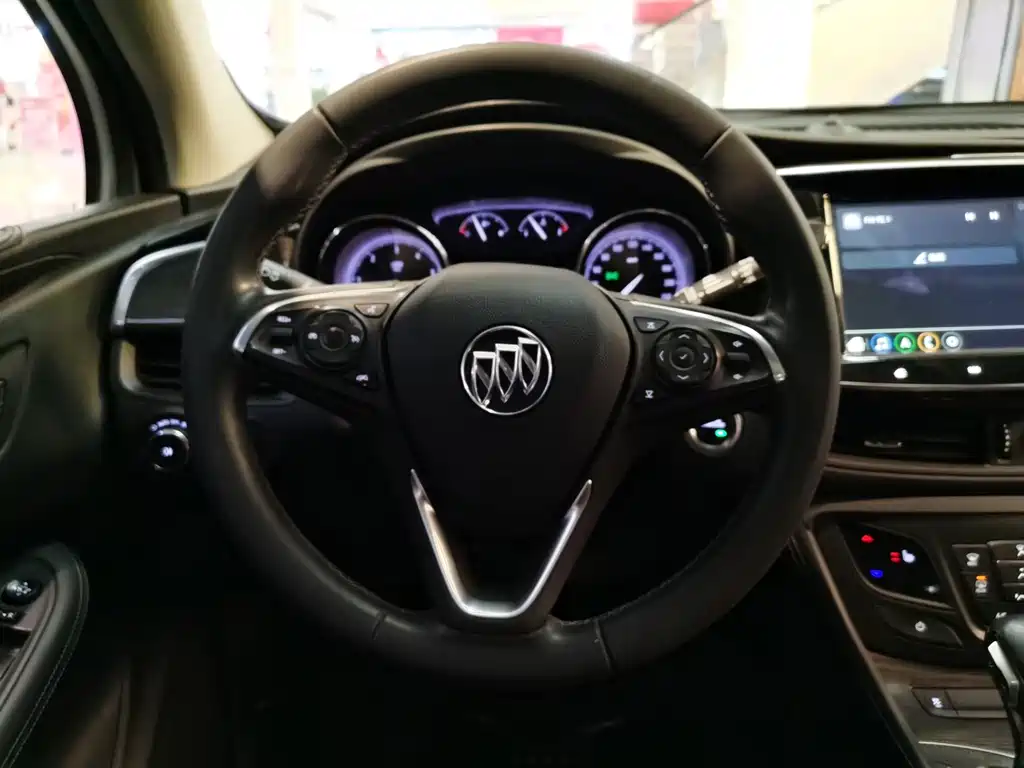 Buick Envision Plus — фото 6
