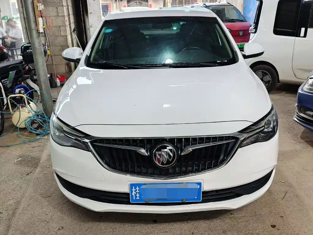 Buick Excelle — фото 2