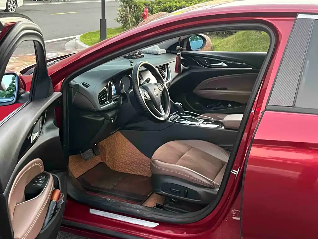 Buick Regal — фото 5