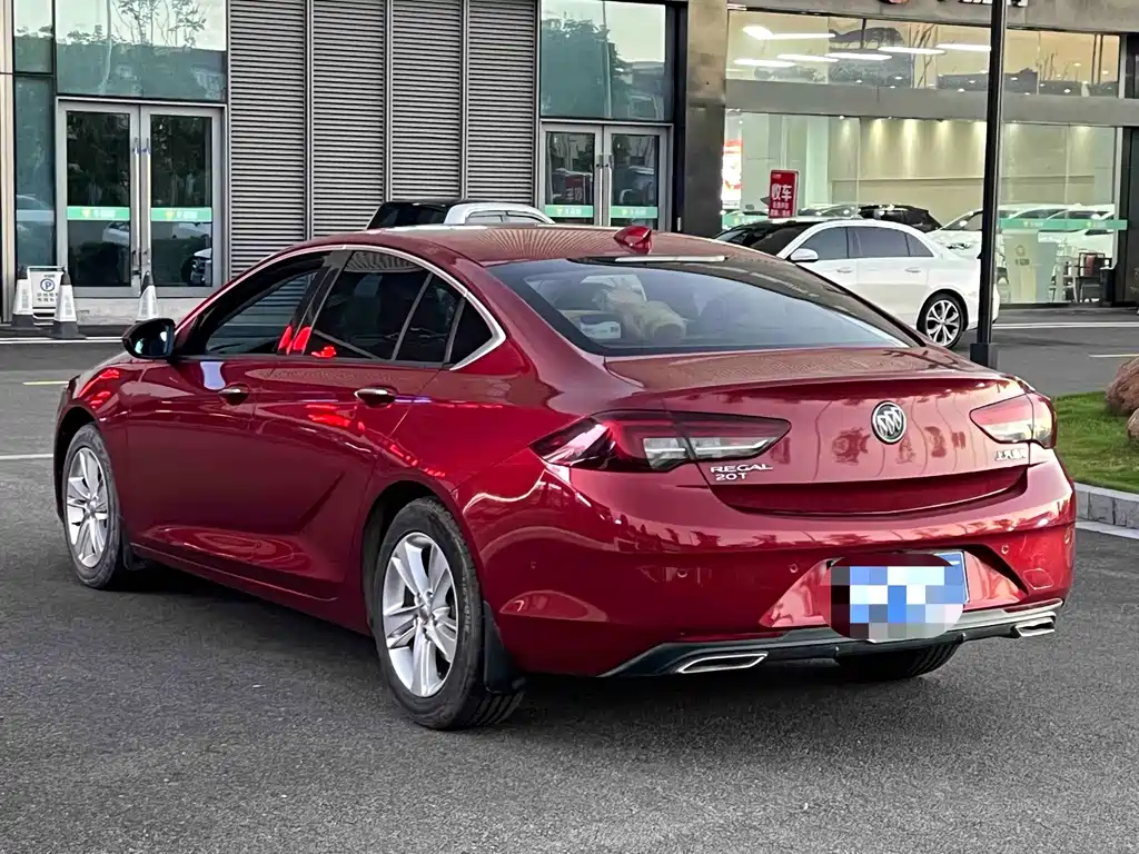 Buick Regal — фото 7