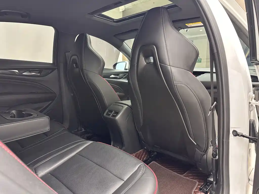 Buick Regal — фото 8