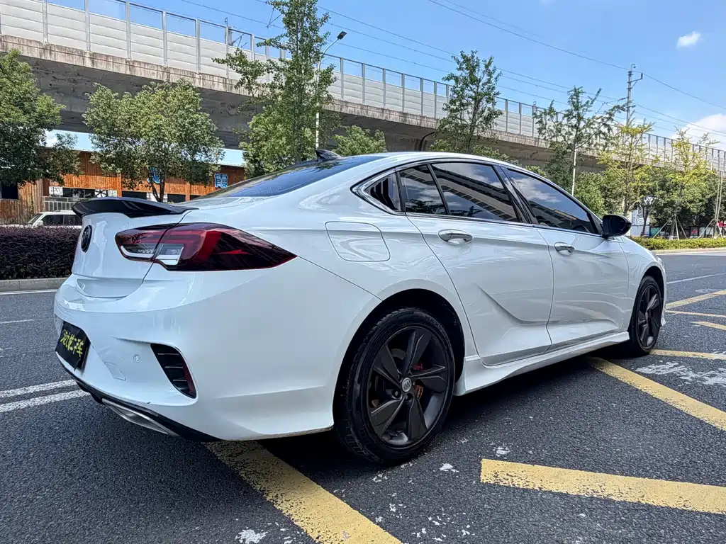 Buick Regal — фото 17