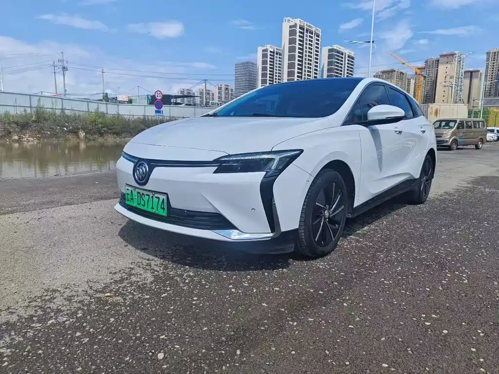 Buick Velite 6