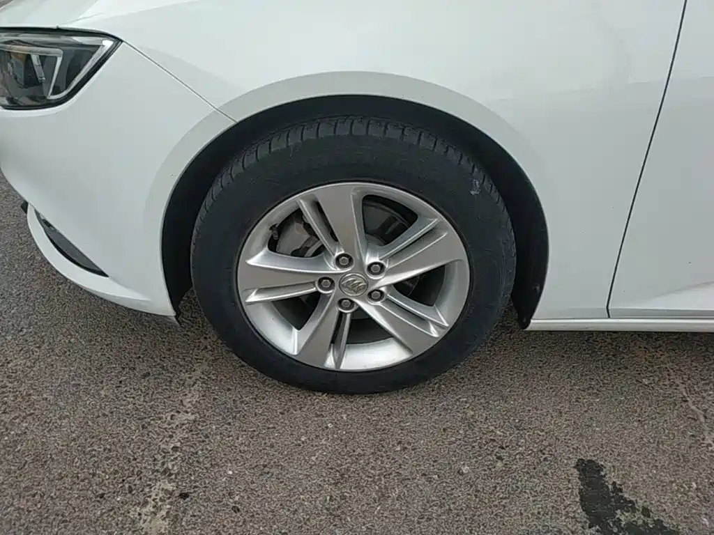 Buick Regal — фото 23
