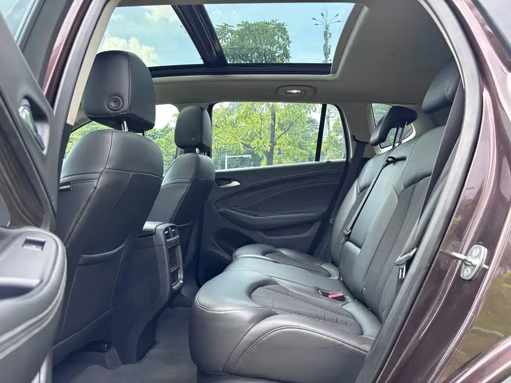 Buick Envision Plus — фото 13