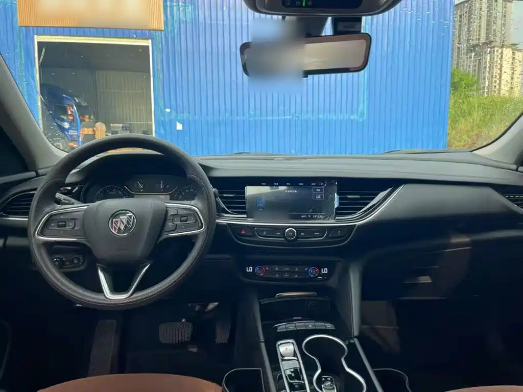 Buick Regal — фото 8
