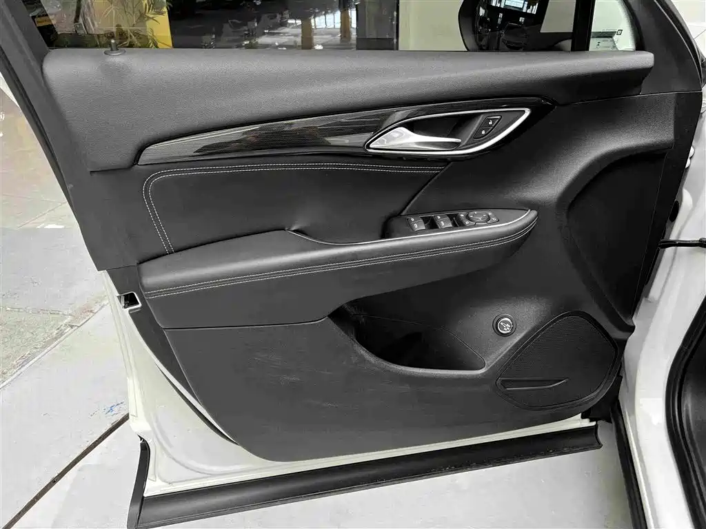 Buick Envision S — фото 6