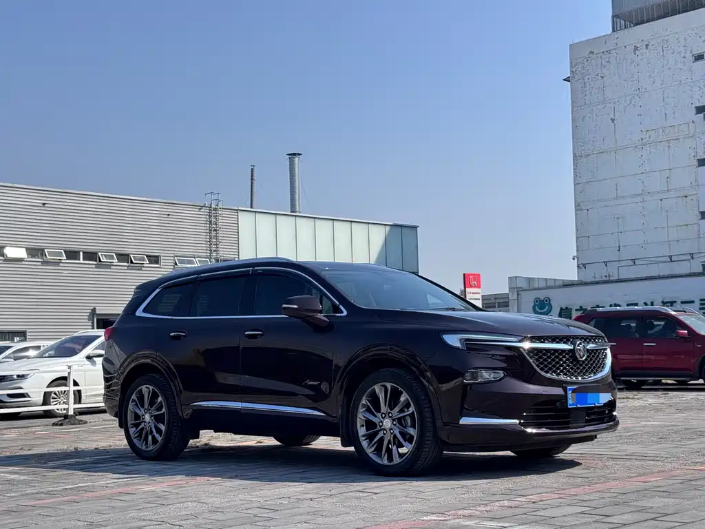 Buick Enclave — фото 3