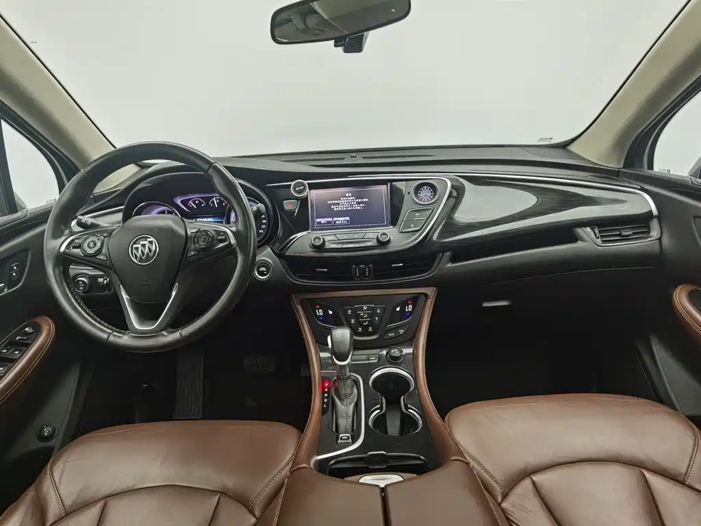 Buick Envision Plus — фото 5