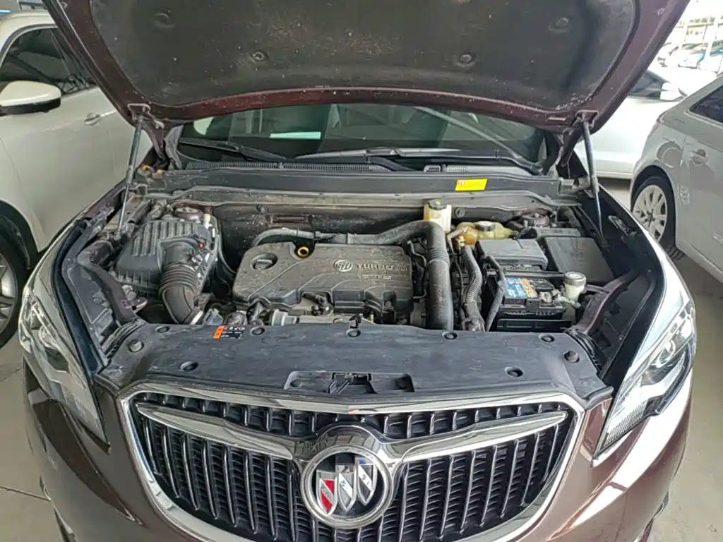 Buick Envision Plus — фото 20