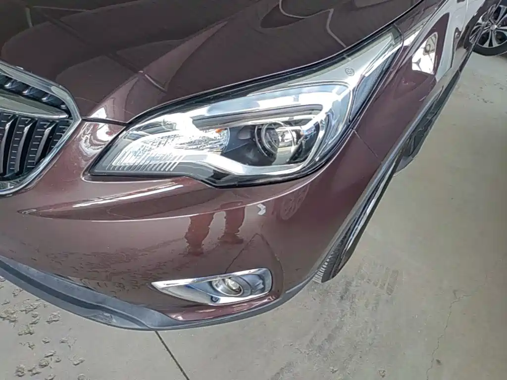 Buick Envision Plus — фото 24