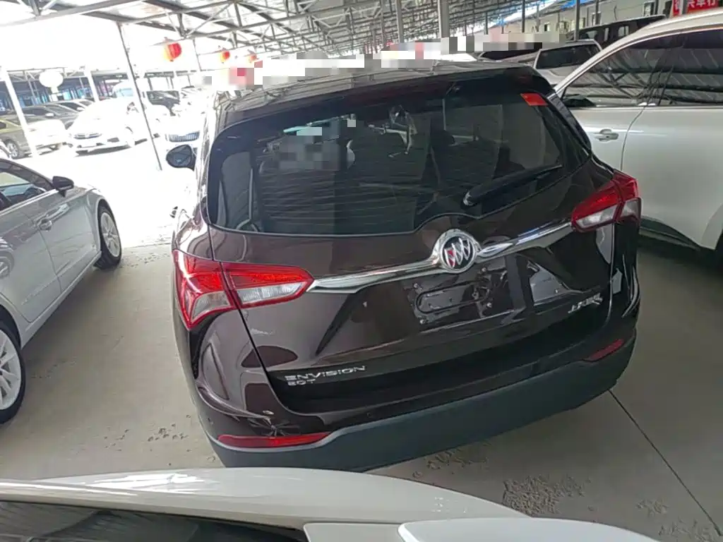 Buick Envision Plus — фото 5