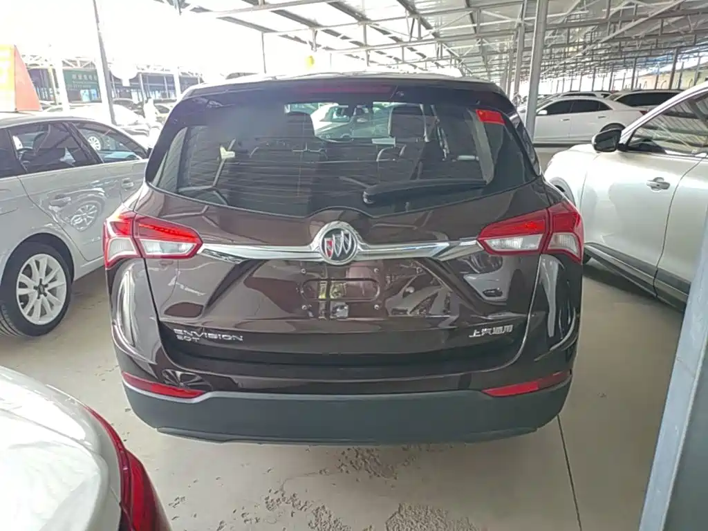 Buick Envision Plus — фото 6