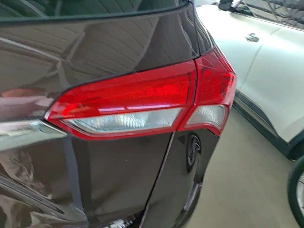 Buick Envision Plus — фото 8