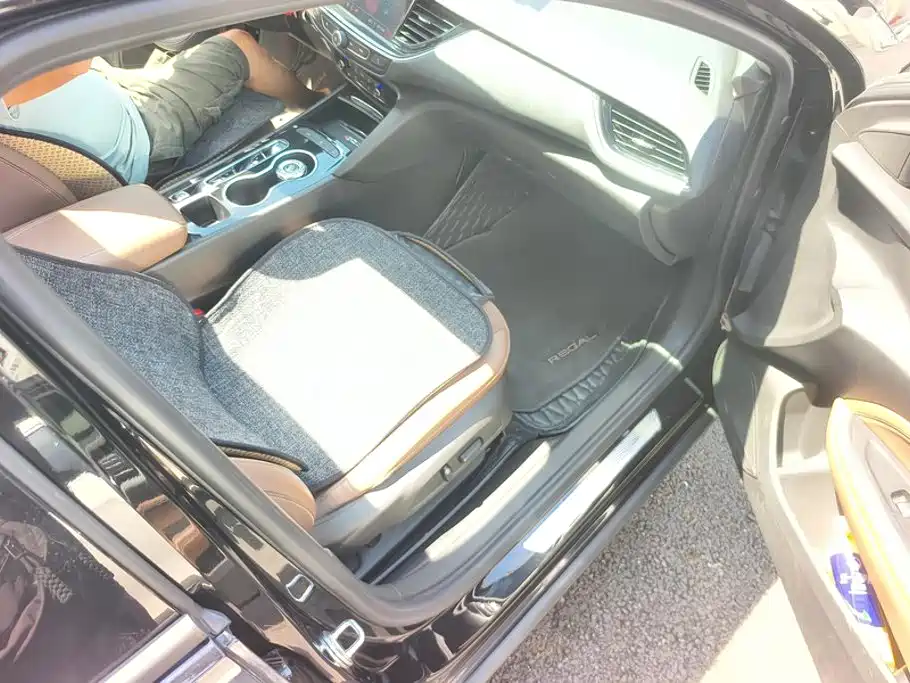 Buick Regal — фото 8
