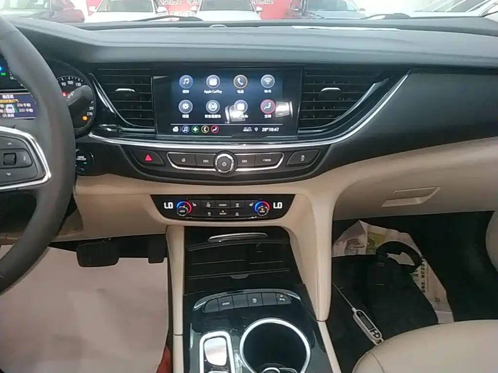 Buick Regal — фото 13