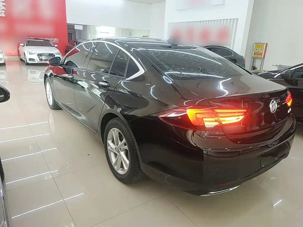 Buick Regal — фото 5