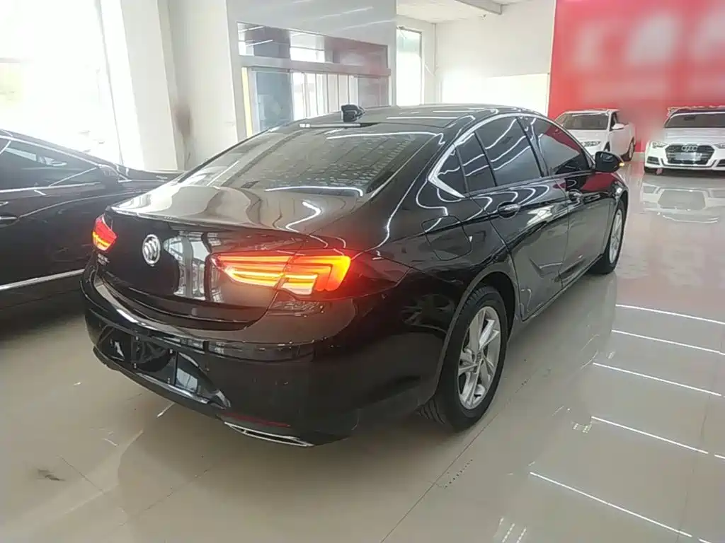 Buick Regal — фото 7