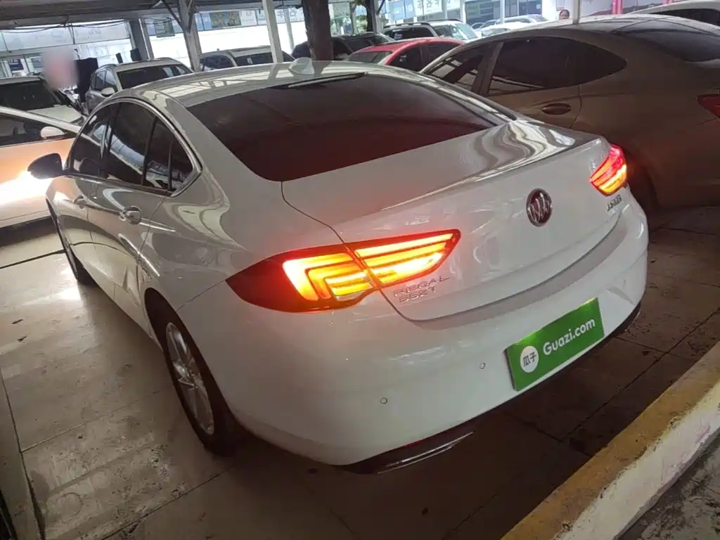 Buick Regal — фото 5