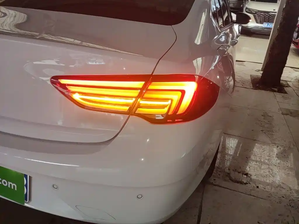Buick Regal — фото 8