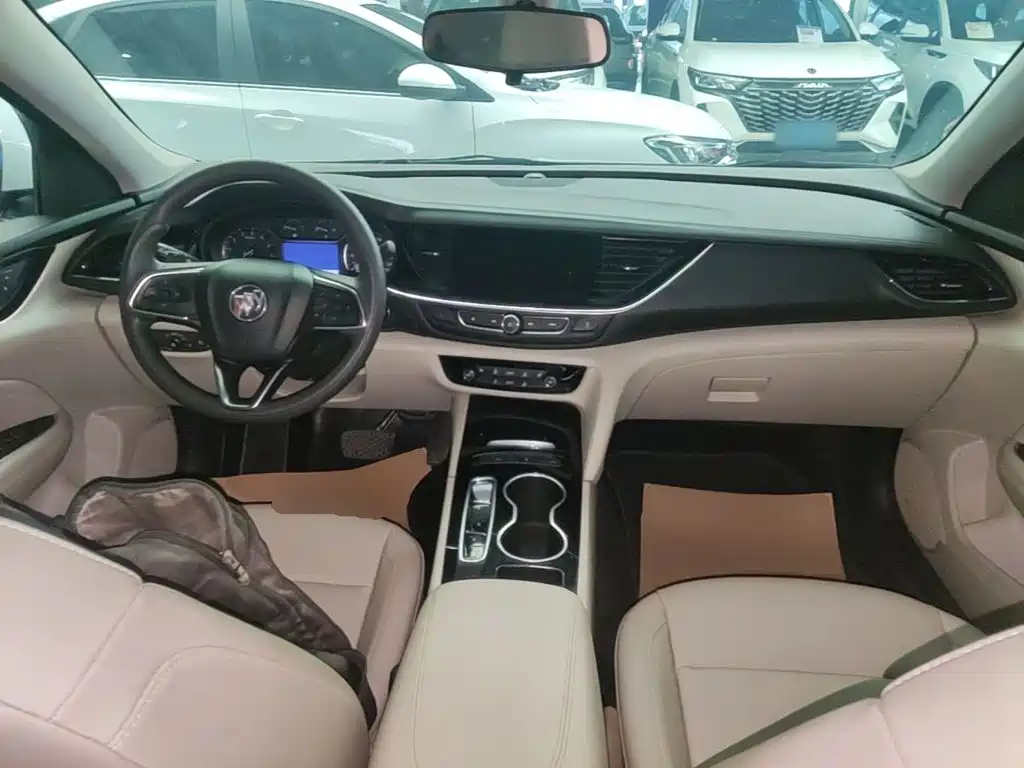 Buick Regal — фото 10