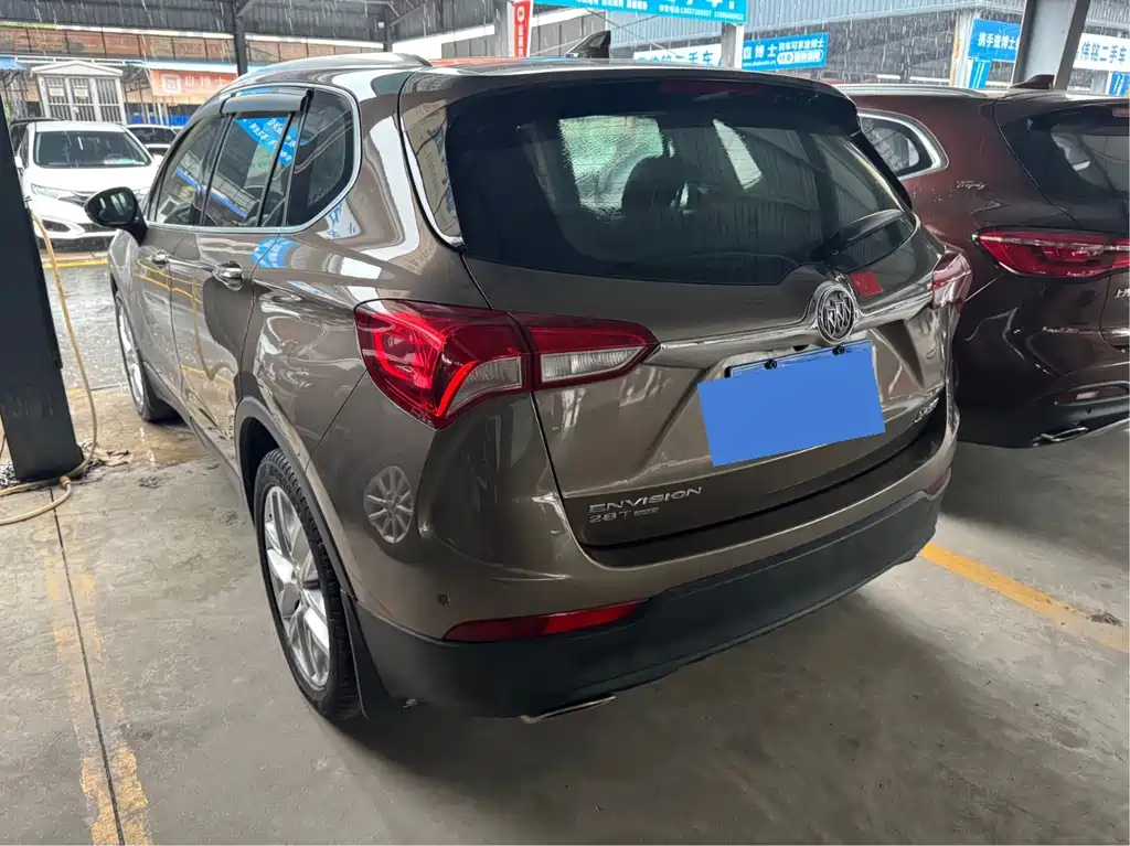 Buick Envision Plus — фото 10