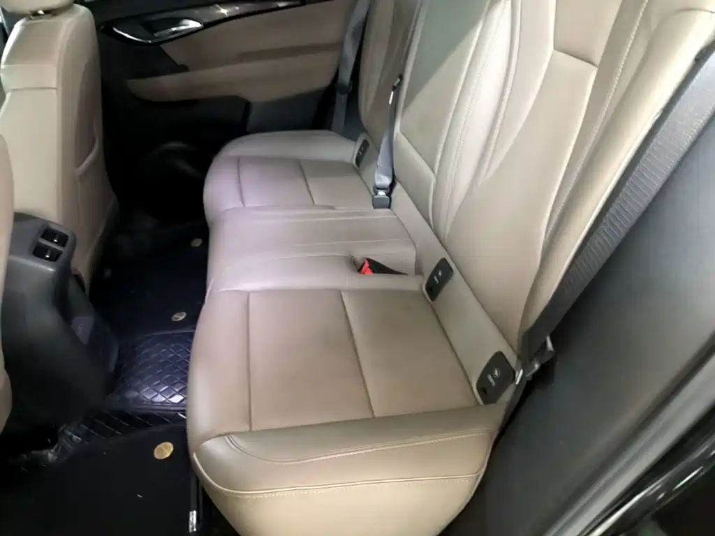 Buick Envision Plus — фото 17