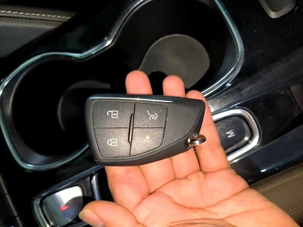 Buick Envision Plus — фото 9