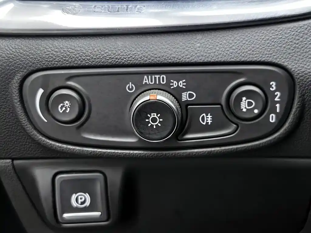 Buick Enclave — фото 21