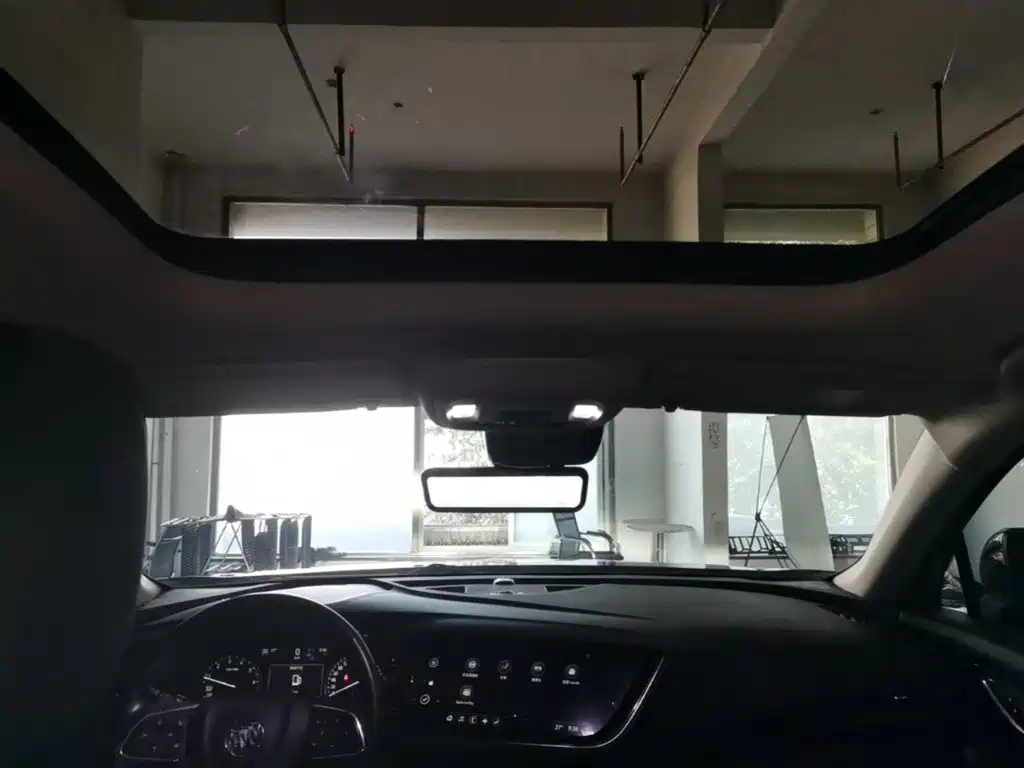Buick Envision Plus — фото 18