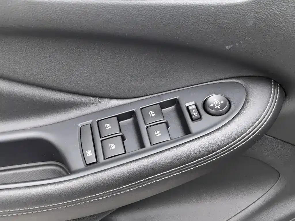 Buick Envision Plus — фото 9
