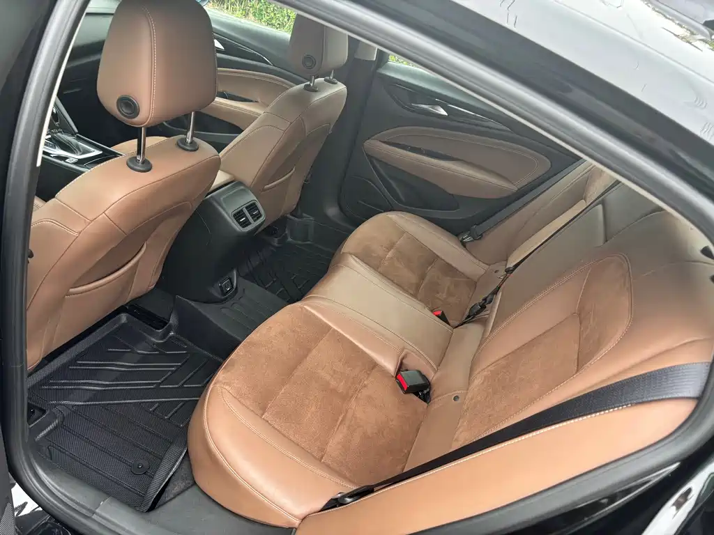 Buick Regal — фото 6