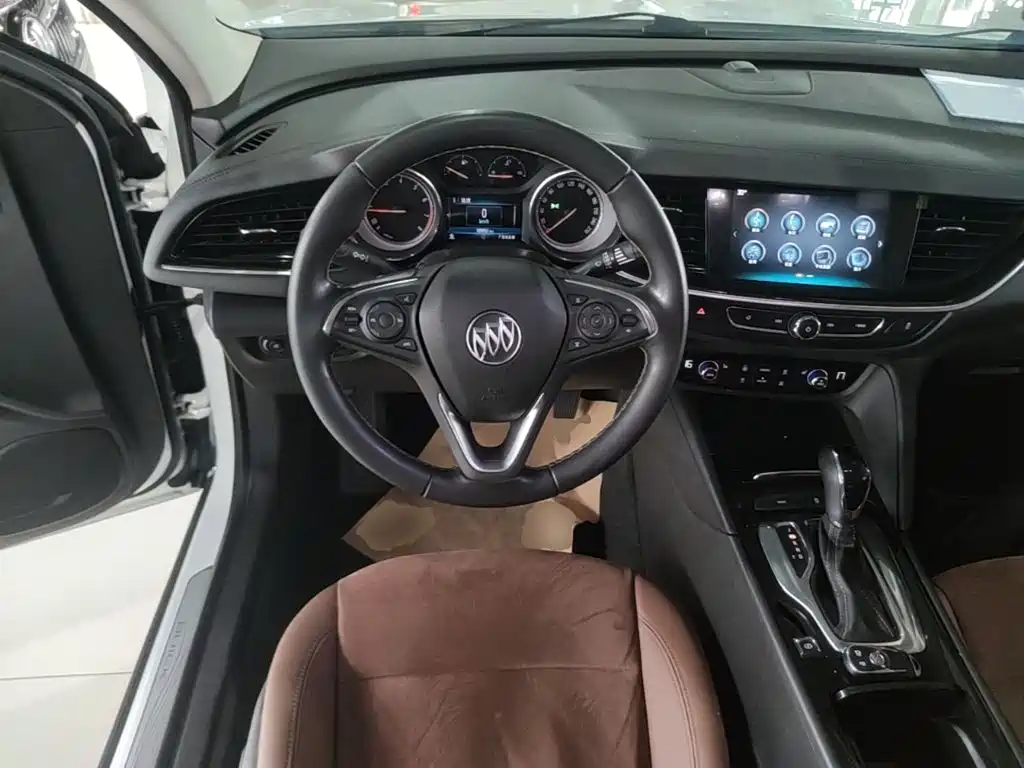 Buick Regal — фото 7