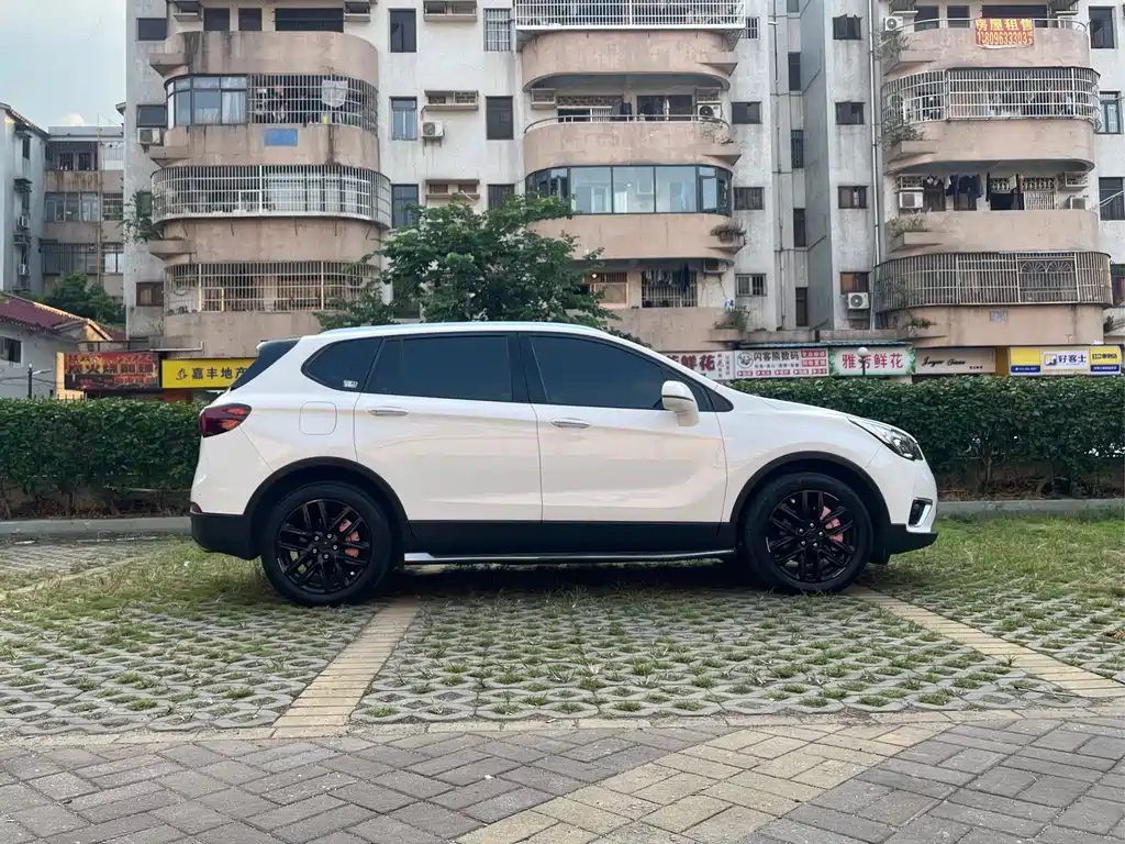 Buick Envision Plus — фото 7