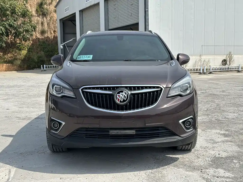 Buick Envision Plus — фото 2