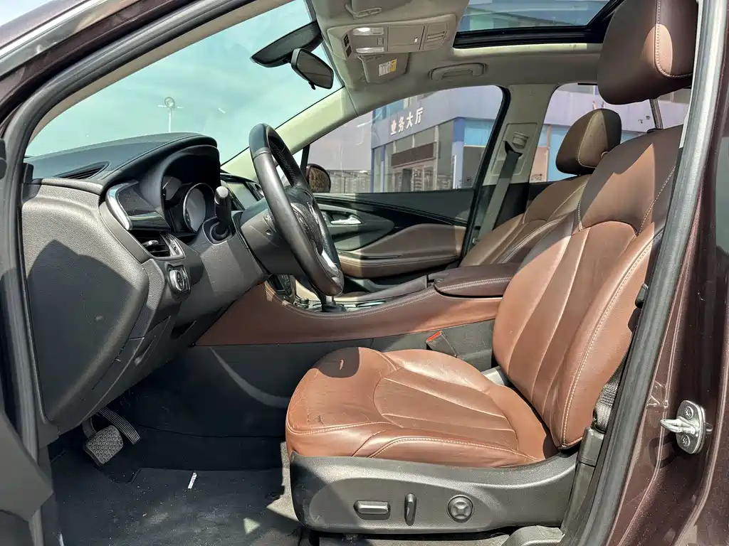 Buick Envision Plus — фото 4