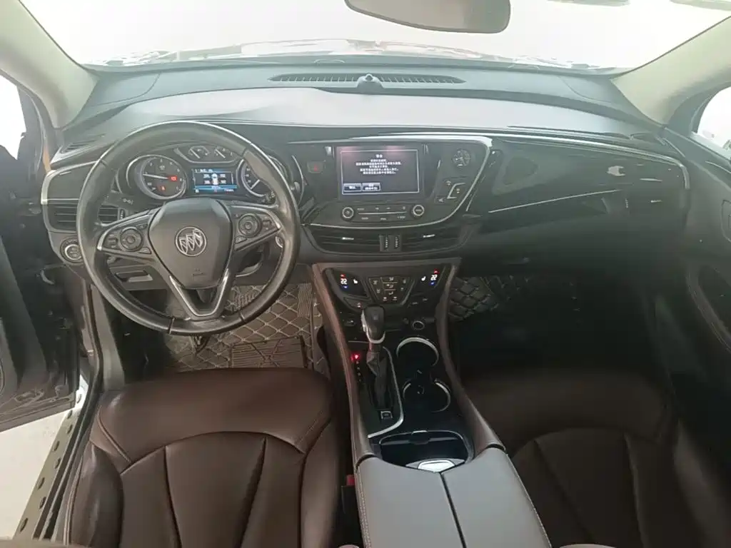 Buick Envision Plus — фото 10