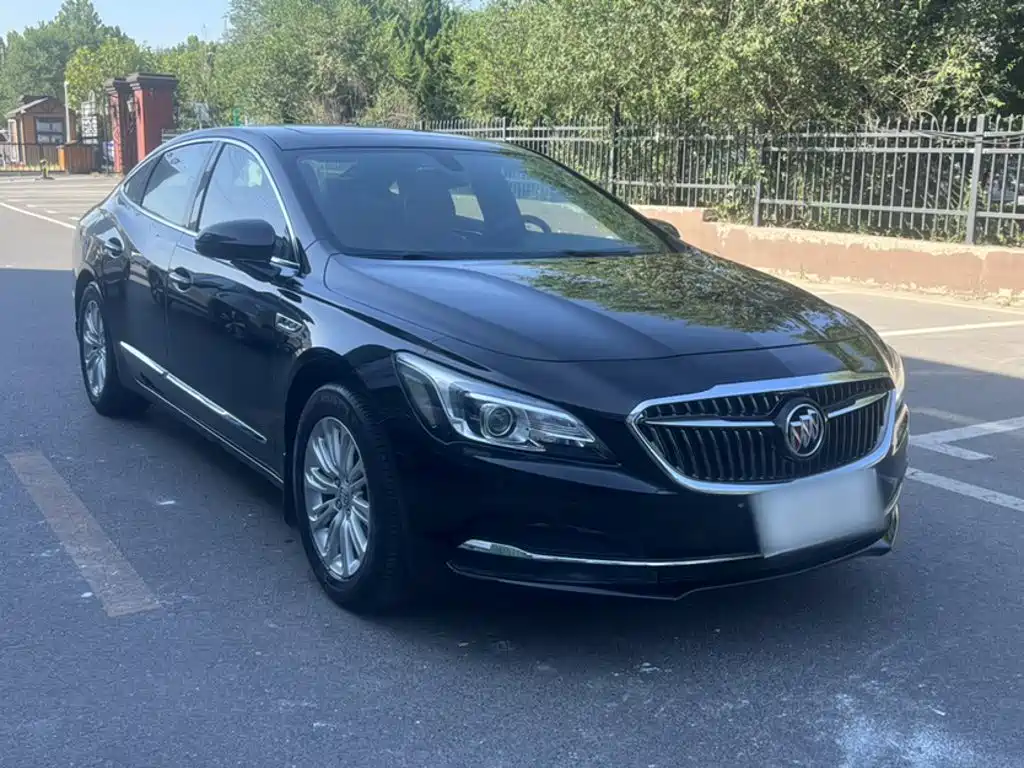 Buick LaCrosse — фото 6