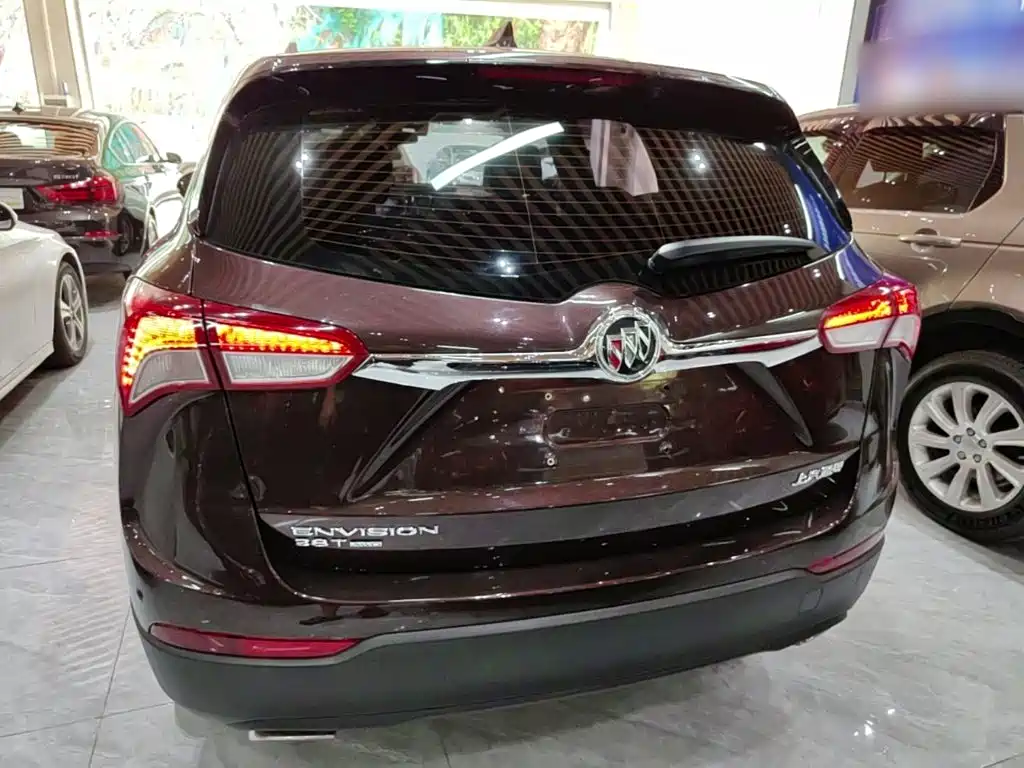 Buick Envision Plus — фото 6