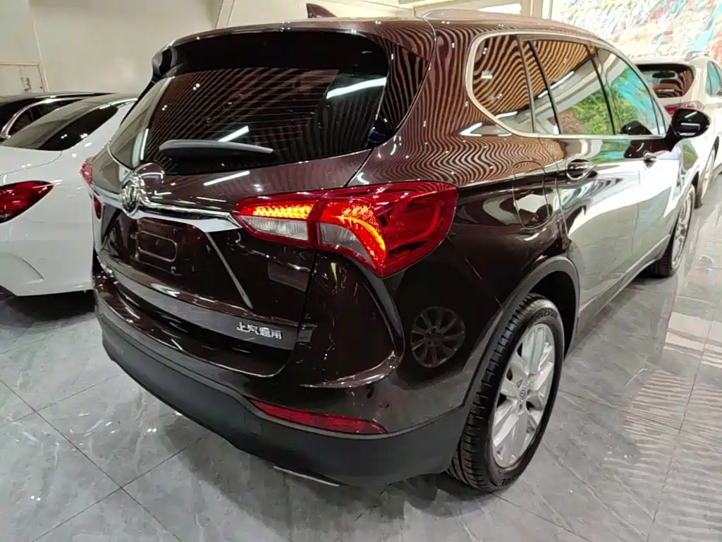 Buick Envision Plus — фото 7