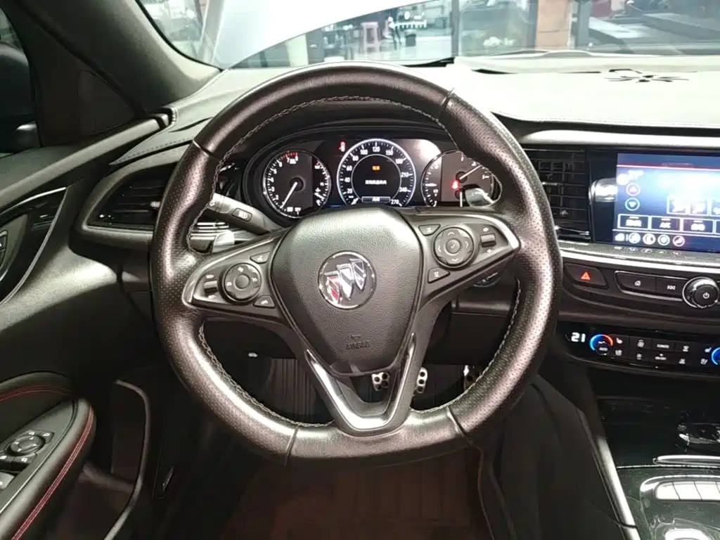 Buick Regal — фото 11