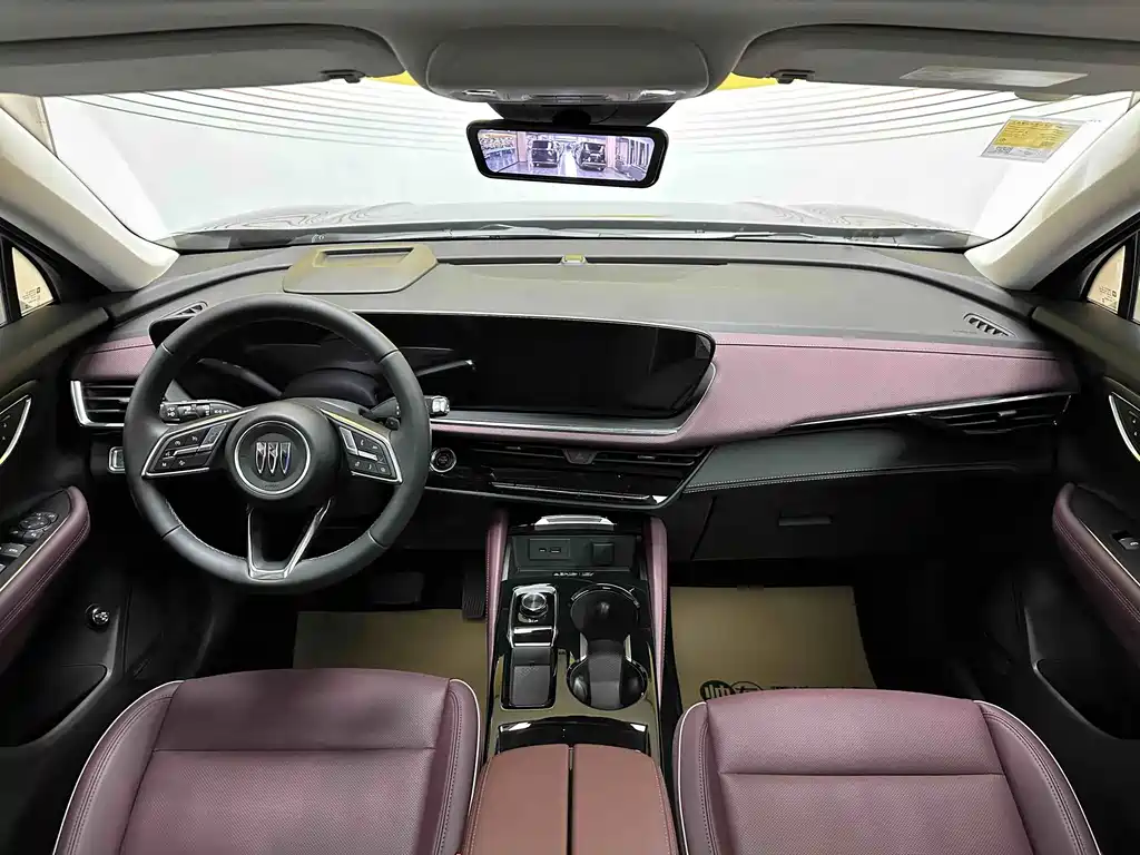 Buick Envision Plus — фото 8