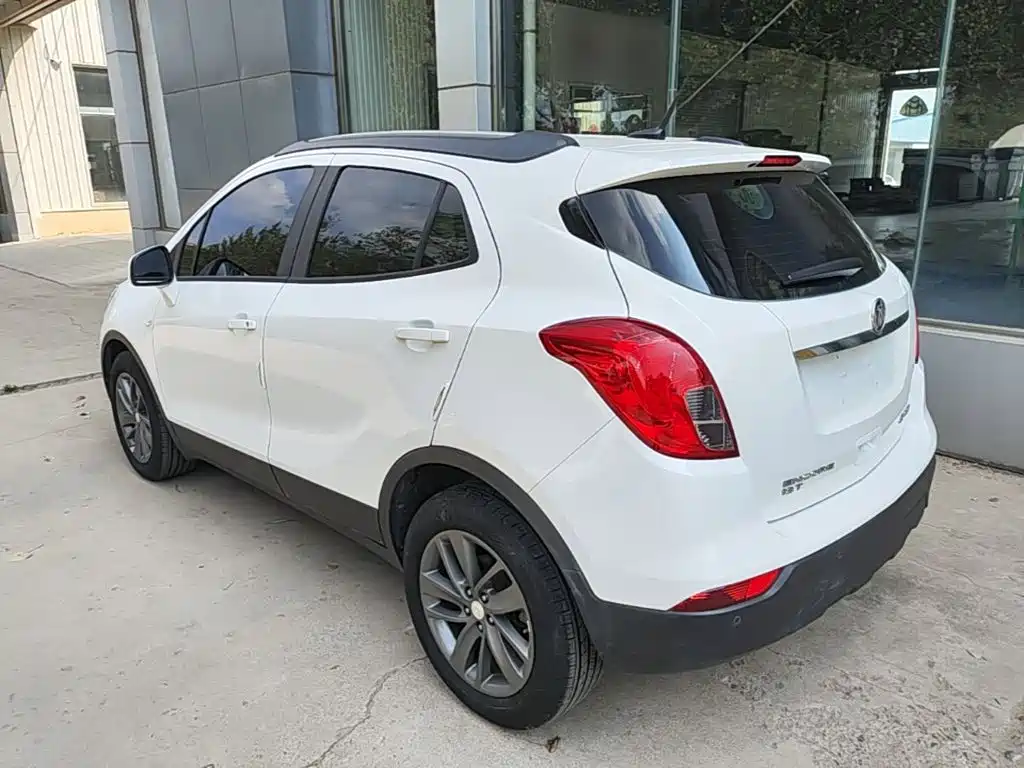 Buick Encore — фото 5