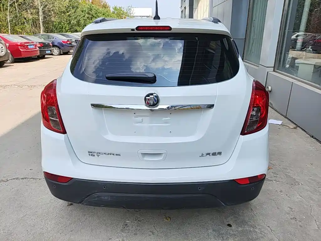 Buick Encore — фото 6