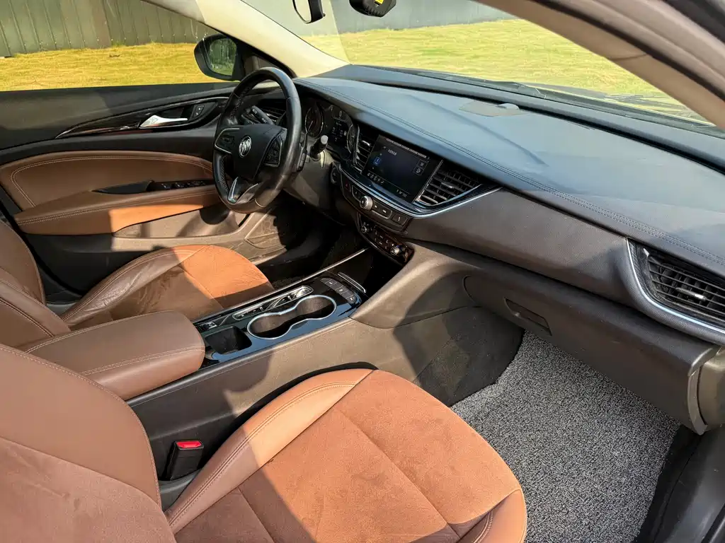 Buick Regal — фото 13