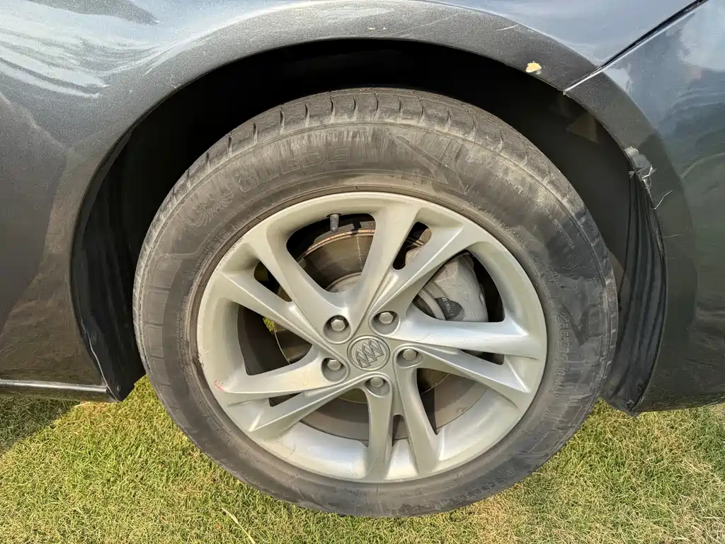 Buick Regal — фото 17
