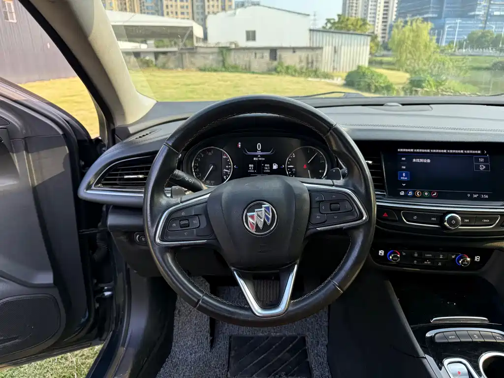Buick Regal — фото 10