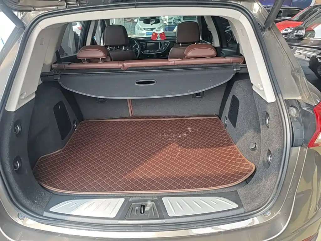 Buick Envision Plus — фото 19